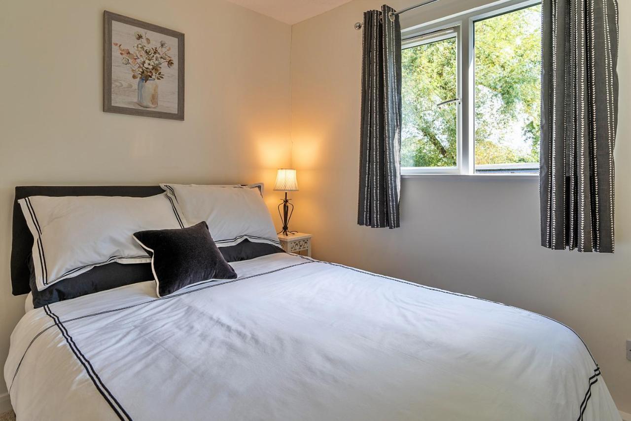 Finest Retreats - Rosebud Wedmore